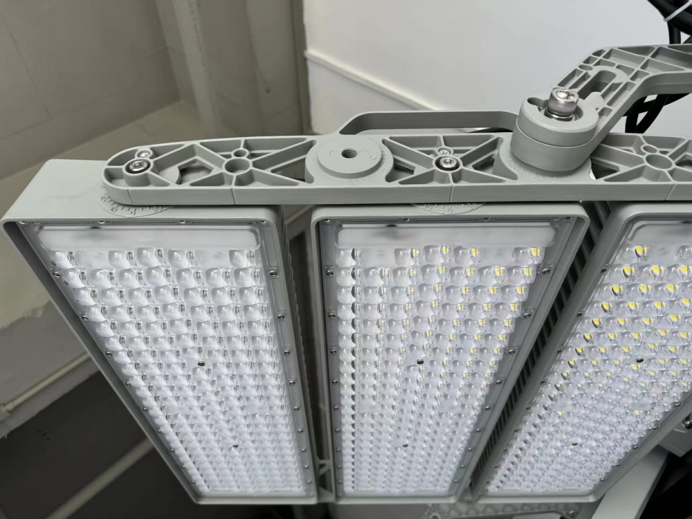 Modulär LED stadionlampa 1500W