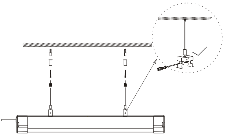 Instalación de suspensión de luz LED tri-proof con carcasa de aluminio.